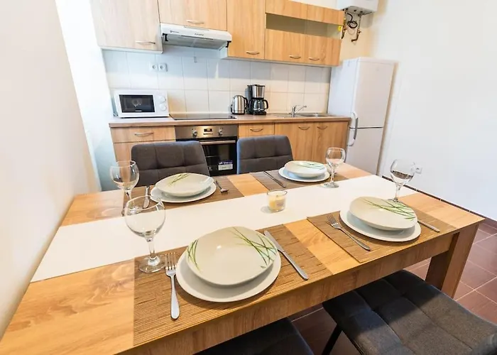 Apartmán 4-lůžkový V Centru Plzně *